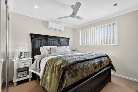 CHARMING TOWNHOUSE IN SERENE WARNER GROVES - Photo 5