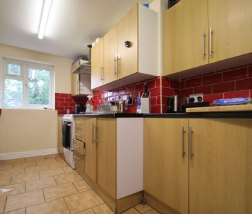 5 bedroom terraced house to rent - Photo 1
