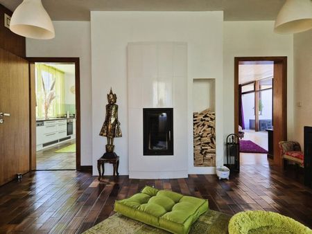 Großzügiger Bungalow mit Gebirgsblick und Außenpool im Herzen von Leonding! 250 m² WNFL, Grund 2.156 m², Doppelgarage! - Foto 4