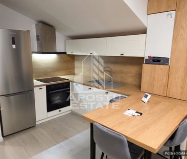 Apartament de inchiriat 2 camere, Buziasului, balcon mare - Photo 1