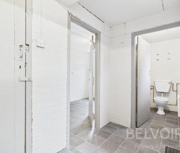 3 bedroom semi-detached house to rent - Photo 6