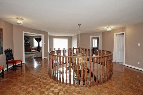 For Lease - 4873 Forest Hill Drive, Mississauga, Ontario - Photo 1