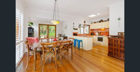 Spacious 4-Bedroom Home in Prime Mount Martha - Photo 2