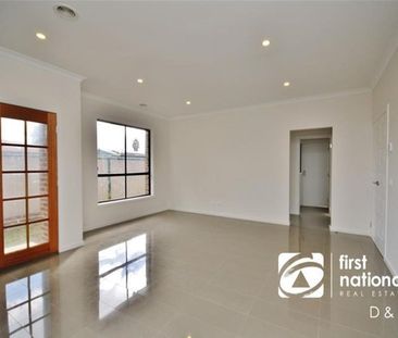 Single Level Home With Style and Space - Photo 5