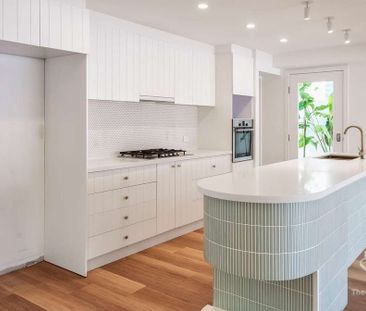 Beachside Living - $2600 per week - Photo 4