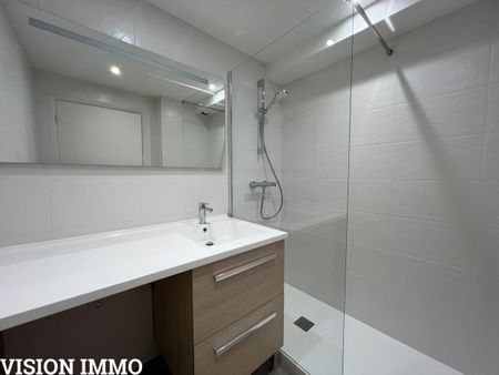 Location Appartement 2 pièces 46m² VOIRON 38500 - Photo 5