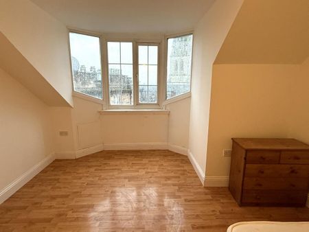 1 bedroom flat to rent - Photo 2