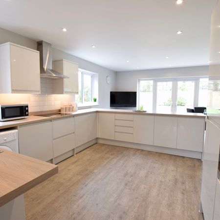 🌟Luxury En-Suite Rooms🌟 Bedroom E - Photo 3