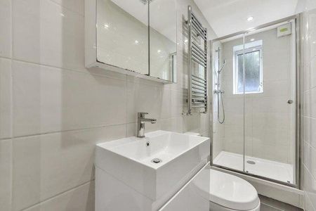 5 bedroom flat to rent - Photo 2