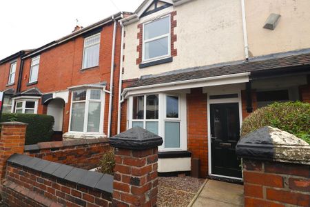 4 bedroom terraced house to rent - Photo 2