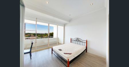 Delightful Living - Two-Bedroom Split-Level Apartment with Furnished Option - Photo 4