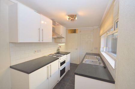 2 bedroom terraced house to rent - Photo 5