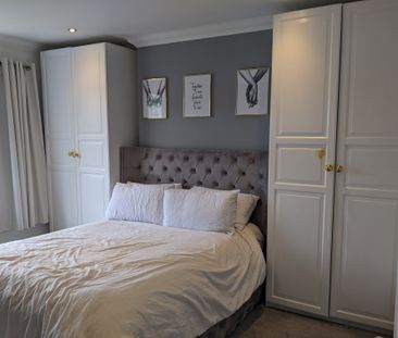 Nightingale Road, Carshalton - Photo 2