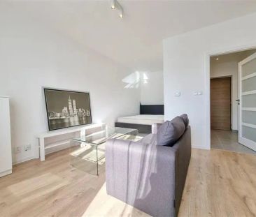 Byt 1+kk v novostavbě se soukromou předzahrádkou, komorou a parkova... - Fotografie 4