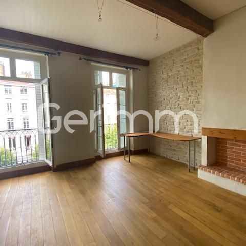 Location Appartement 3 pièces 71,87 m² - Photo 1