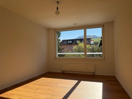 2.5 Zimmer, 2. Stock - Photo 2