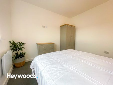 2 bed apartment to rent in Marsh Box, Marsh Parade, Newcastle-under-Lyme - Photo 4