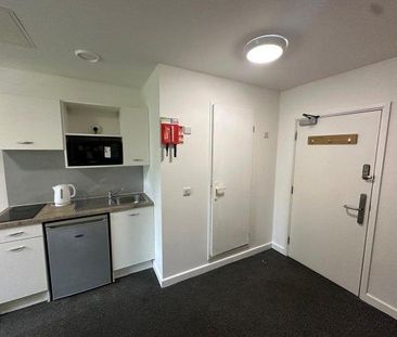 Studio to rent - Photo 5