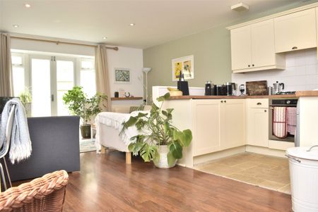 Shaftesbury Mews, Bath, BA2 - Photo 2