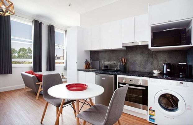 FULLY Furnished Studio Apartment - Photo 1