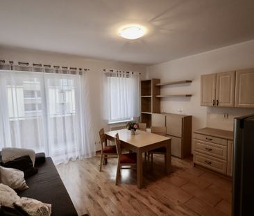 Ciepłe 2 pokoje z balkonem. - Zdjęcie 2