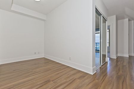 For Lease - 330 Burnhamthorpe Road Unit# 1605, Mississauga, Ontario - Photo 3