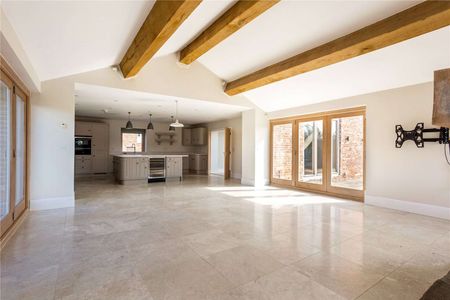 An exquisite four bedroom, four bathroom barn conversion with South facing garden, beautifully modernised and finished to a superb standard - Photo 3