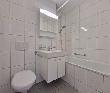 "Grossräumige Wohnung mit Balkon in zentraler Gegend!" - Foto 6