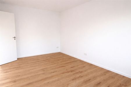 Moderne Neubauwohnung in ruhiger Lage von Husum - Photo 3