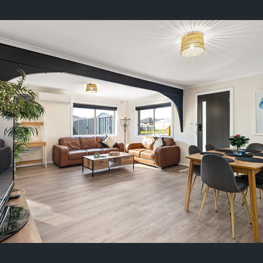 Ground Floor 2 bedroom Apartment - Rent Includes Utilities - Photo 1