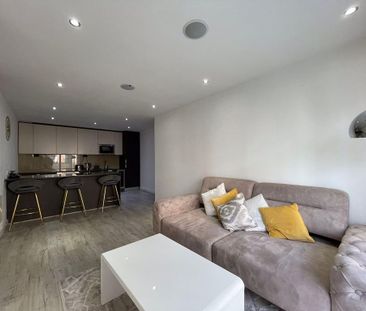 2 bedroom property to rent - Photo 3