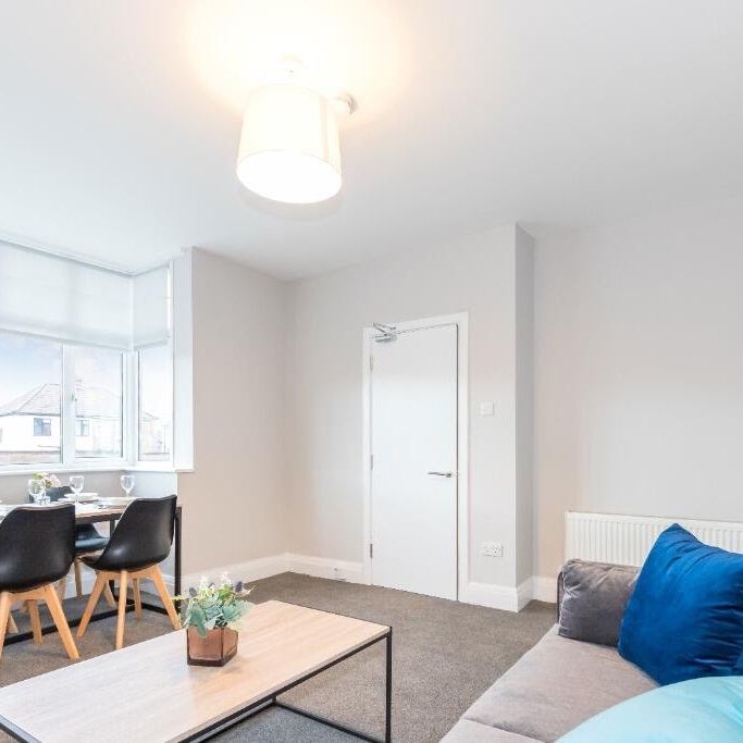 Room in a Shared House, Station Road, BS34 - Photo 1