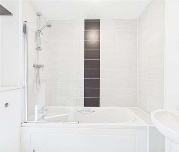 Tay Road, Tilehurst, Reading, Berkshire, RG30 - Photo 4