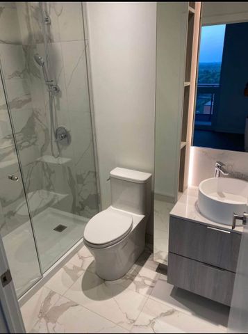 For Lease - 28 Ann Street Unit# 1705, Mississauga, Ontario - Photo 4