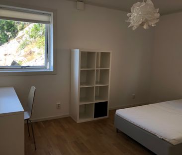 Solfagravägen, Huddinge - Photo 2
