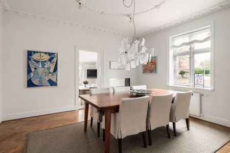 Charmerende murermestervilla i hjertet af Birkerød - Photo 3