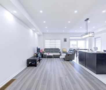 For Lease - 2589 Secreto Drive, Oshawa, Ontario - Photo 4