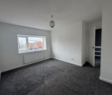 3 bedroom end of terrace house to rent - Photo 5