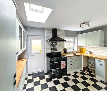 2 bedroom terraced house to rent - Photo 5
