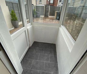 2 bedroom house to rent - Photo 1