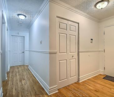 20 Rue Normand, Gatineau (Hull), QC J8Y - Photo 1