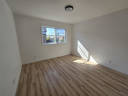 1050-106 rue King Est, secteur Fleurimont à Sherbrooke (Vacant) - Photo 2