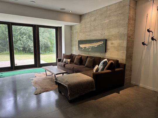 For Lease - 46479 Old Mail Road, Meaford, Ontario - Photo 1