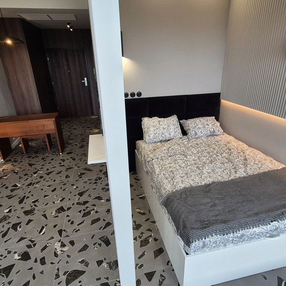 Kawalerka w Hanza Tower, balkon, basen - Фото 1