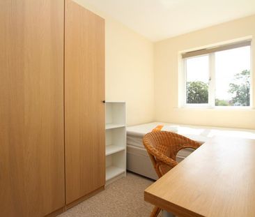 5 bedroom terraced house to rent - Photo 5