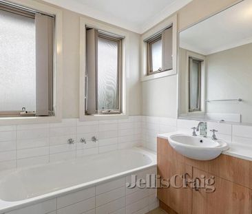 1/6 Watt Street, Spotswood - Photo 3
