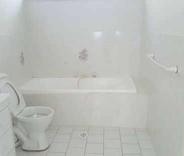 Neat & Private 1 Bedroom Home in a Great Location - Photo 5