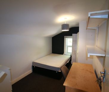 Room in a Shared House, Blenheim Road, RG1 - Photo 5