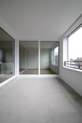 "Modern apartment in the city" - Photo 3