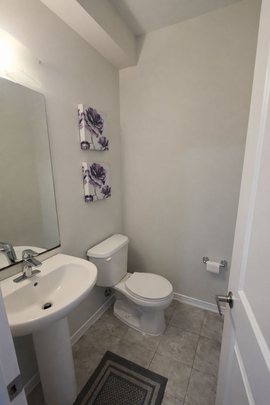 For Lease - 45 Queen Mary Boulevard, Hamilton, Ontario - Photo 1